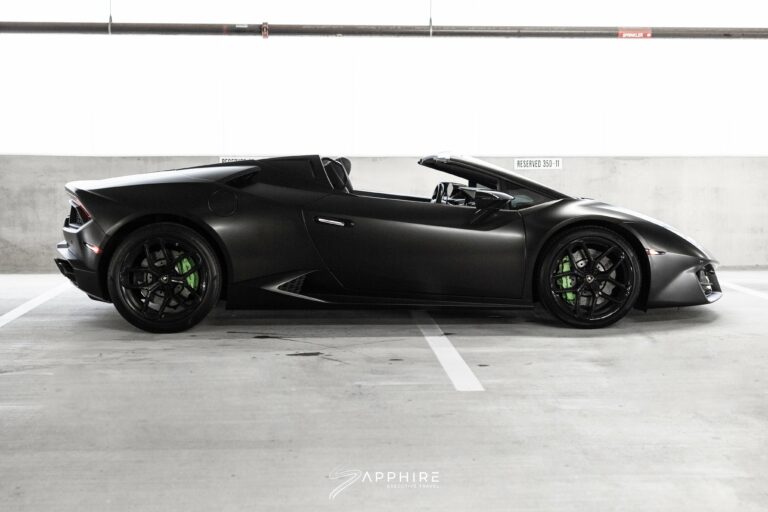 Side View of a Black Lamborghini Spyder
