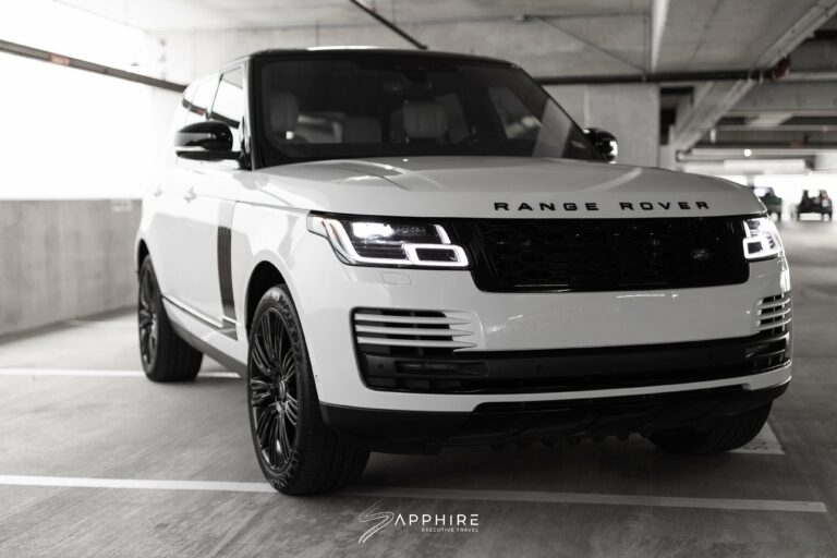 Front Right View of a White Range Rover Supercharged
